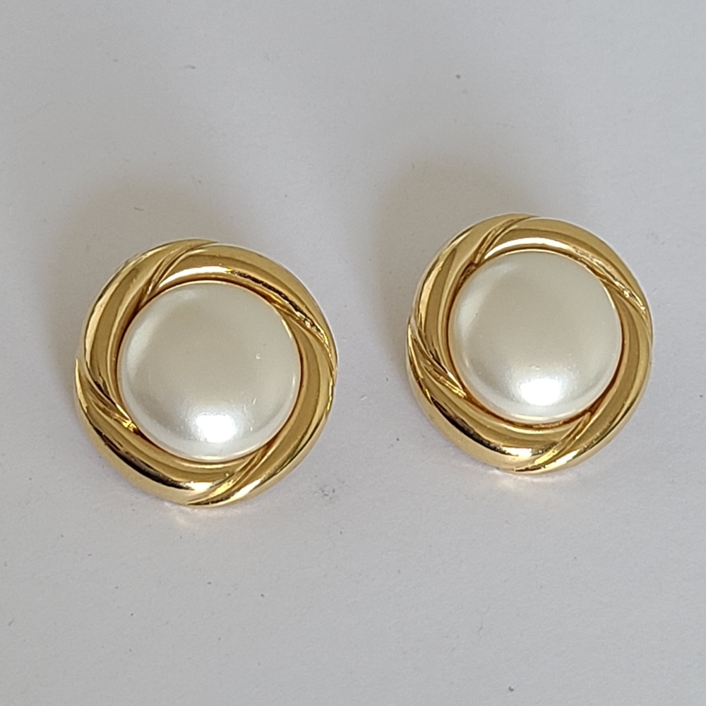 Vintage Gold Tone Luxury Large Faux Pearl Twist Round Chunky Clip On Earrings